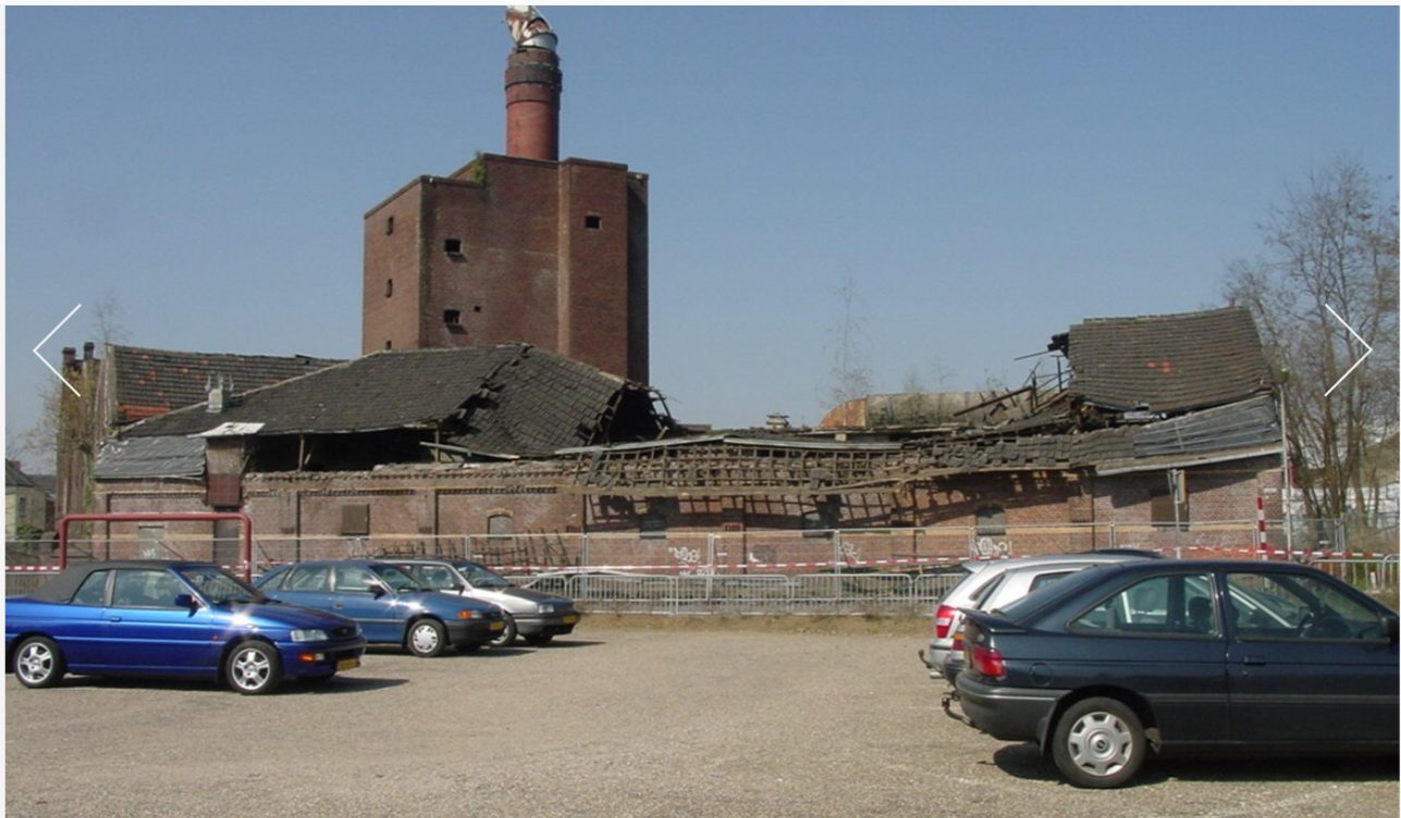 De vervallen Moutfabriek Limburgia, het vroegere pand van de boterfabriek Hillen-Verbruggen.