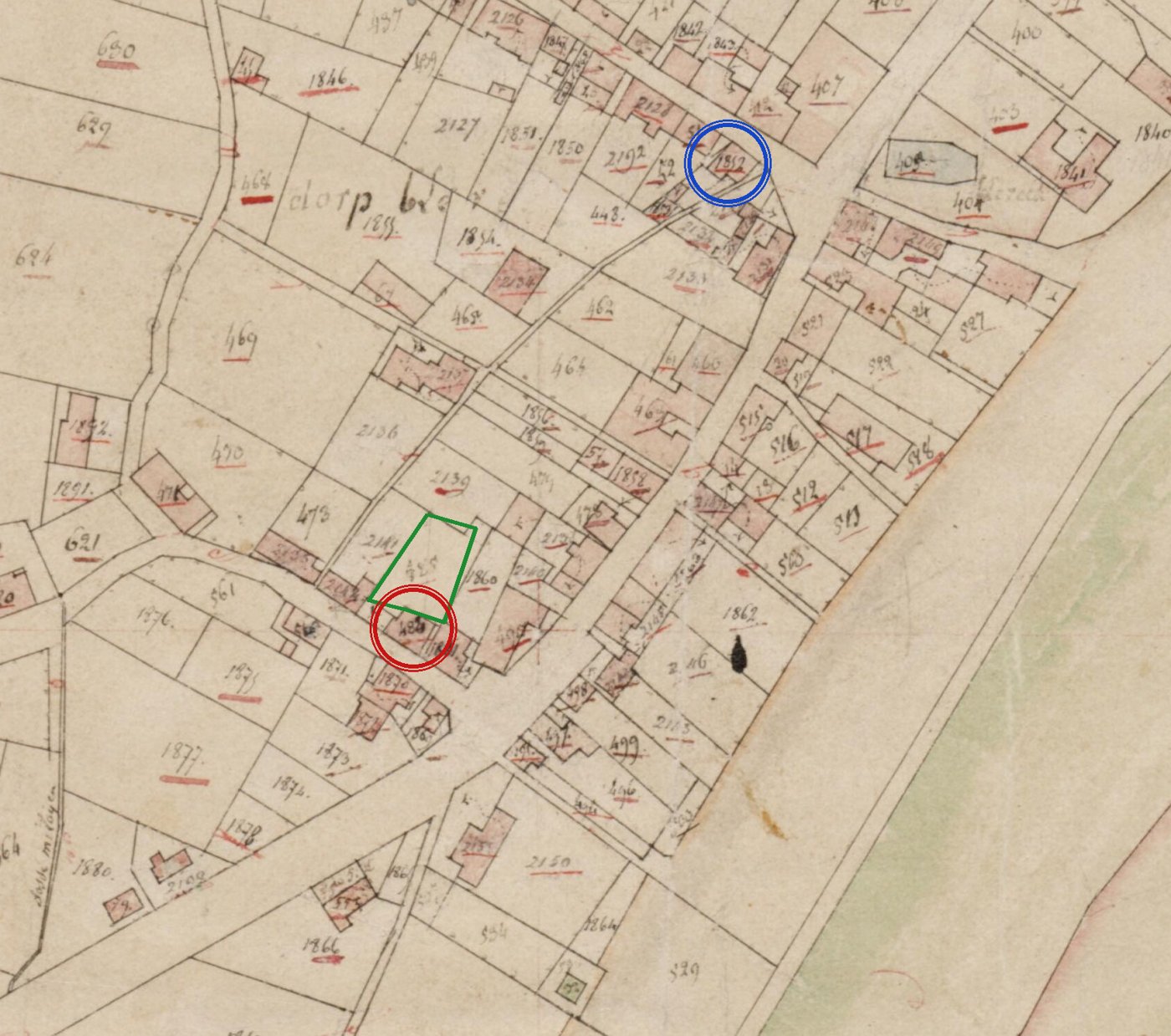 Uitsnede van de kadasterkaart van Blerick, 1832, met rood omcirkeld perceel 480, het huis van smid Albert Hillen, in de dorpskern; rechts de Maas en de kerk.