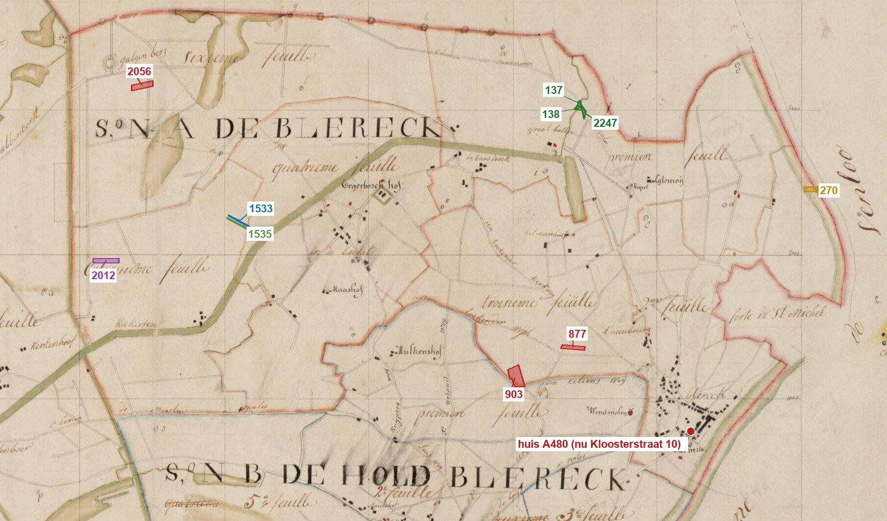 Verzamelplan van Blerick (sectie A, gemeente Maasbree, 1832) met het huis van Albert Hillen in het dorp aan de Maas en zijn losse percelen gekleurd: bos bij de grens met Grubbenvorst, stroken in het broek en op de heide in het westen, en stukken ten westen van het dorp.